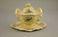 2010 Record shot by AK. Sauce tureen with cover and stand.