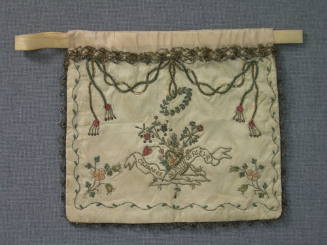 2009 Record shot by L. Baumgarten. Drawstring bag, front.