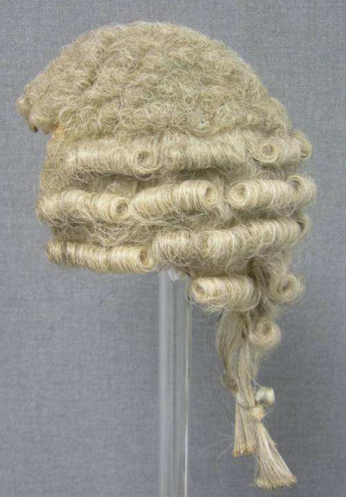 2009 Record shot by L. Baumgarten. Barrister's wig.