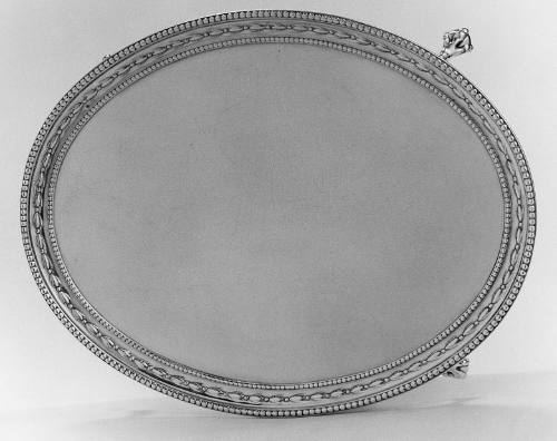C70-1145. Salver.