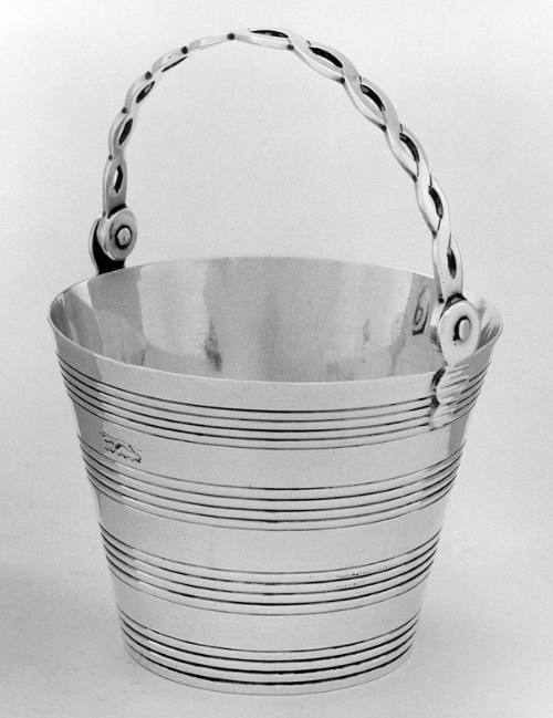 C70-902. Cream pail.