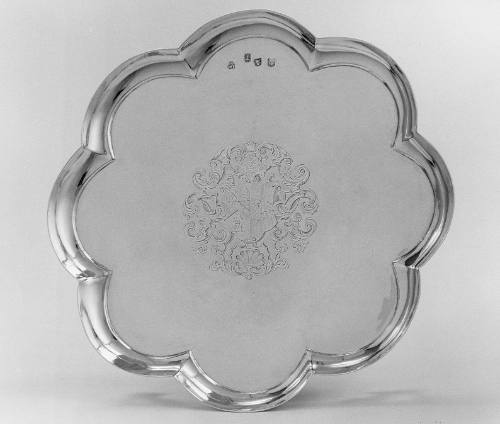 C70-1266. Salver.