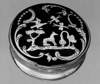 C71-1344. Snuff box.