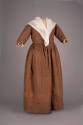 D2009-CMD. Brown silk gown with kerchief (2009-43,5)