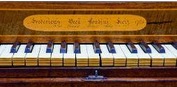 D2014-CMD. Square piano 1930-414