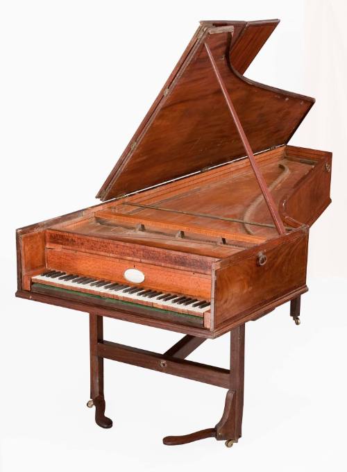 D2014-CMD. Grand piano 2012-80