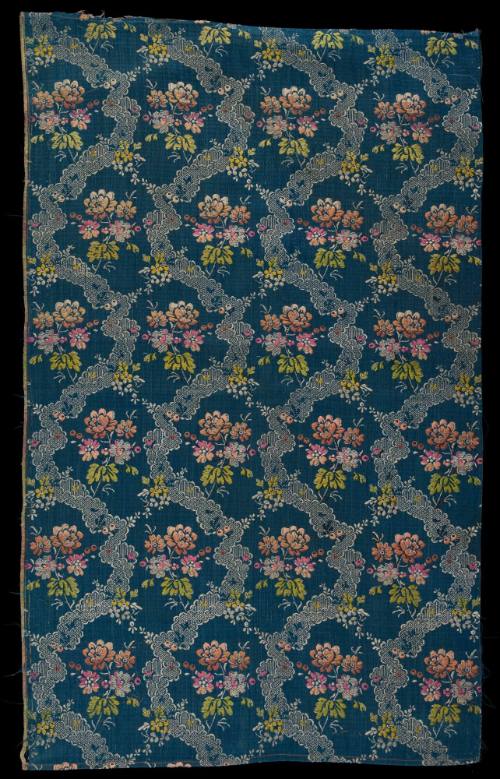 Textile fragment 1969-98,2