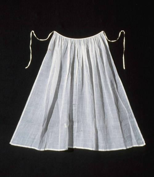 Apron 2004-17