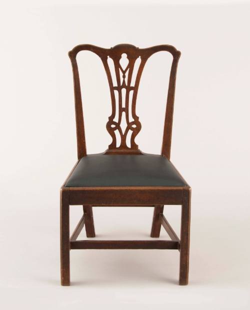 Side chair
