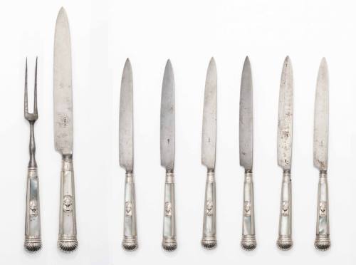 Carving Knife and Fork and 6 Table Knives 2016-165