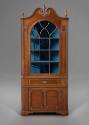 Corner Cupboard 2016-194