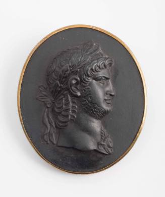 Portrait Medallion 2002-120
