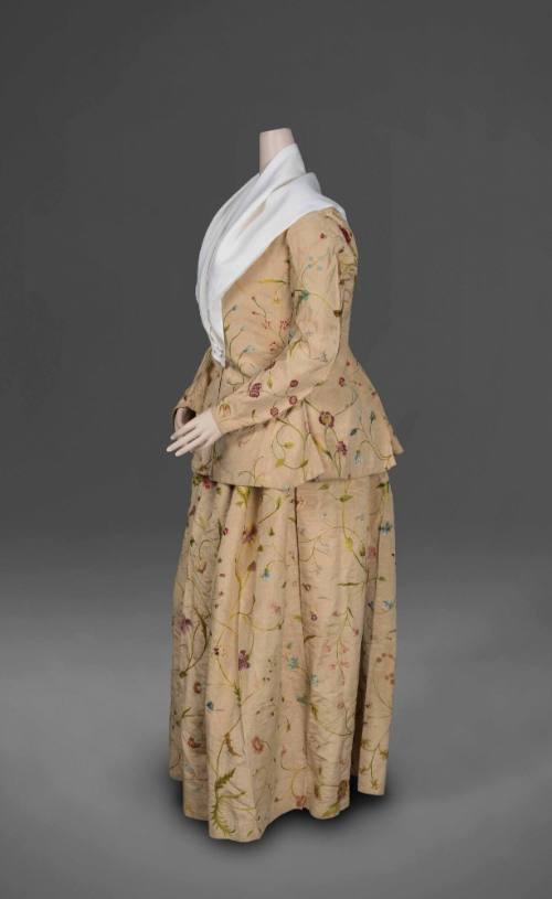 Jacket and Petticoat 2015-155