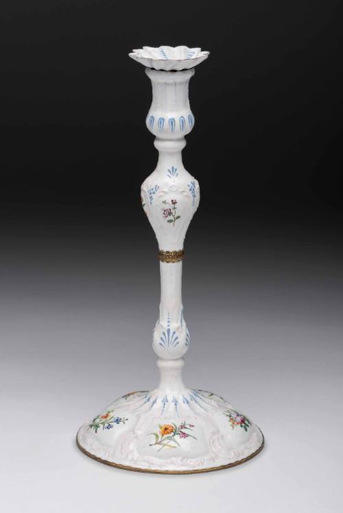Candlestick 1936-640,2