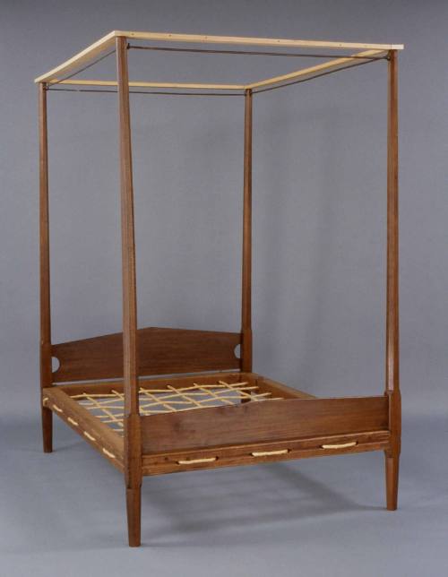 Bed 1956-567