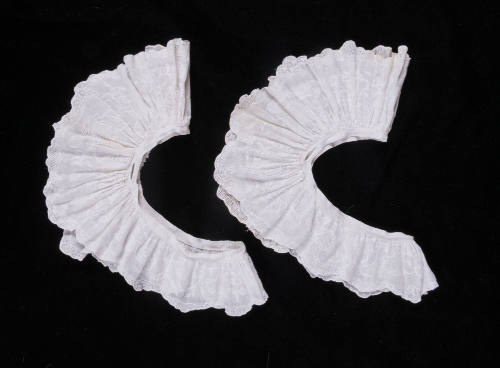 1985-129,1&2, Sleeve Ruffle