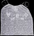 1991-525, Apron