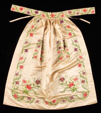 1971-1545, Apron