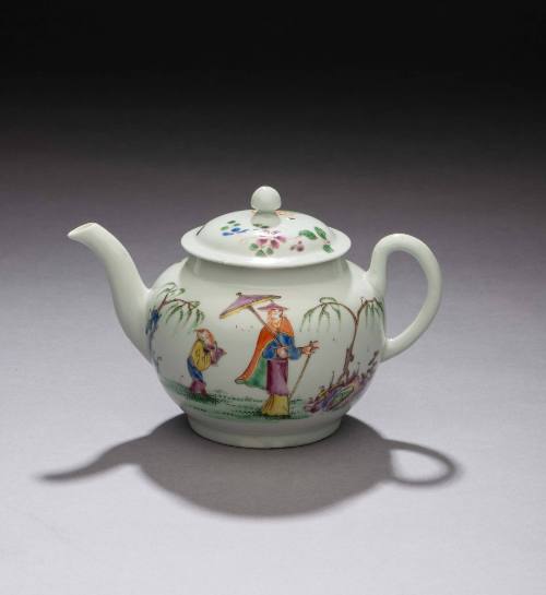 1982-46,A&B, Teapot