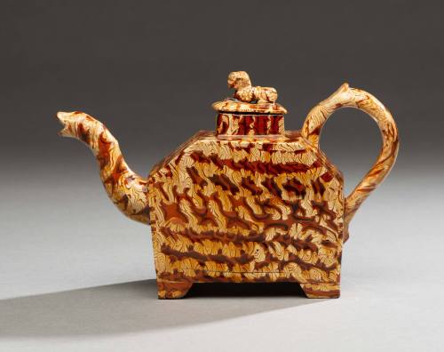 2005-142, Teapot