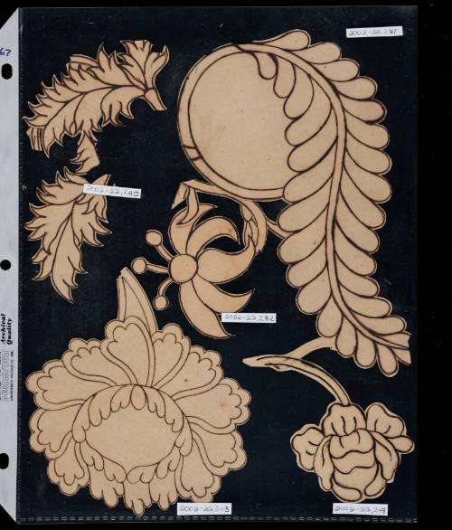 2002-22,240-244, Pattern