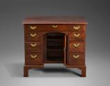 2004-35, Bureau Table