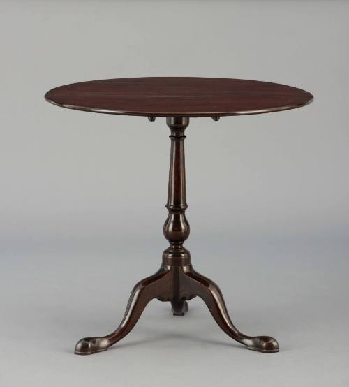 1990-43, Tea Table