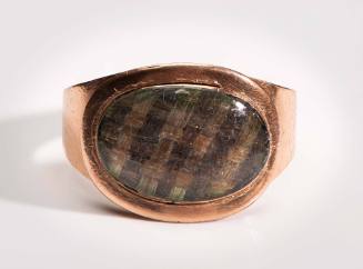 1992-49, Ring