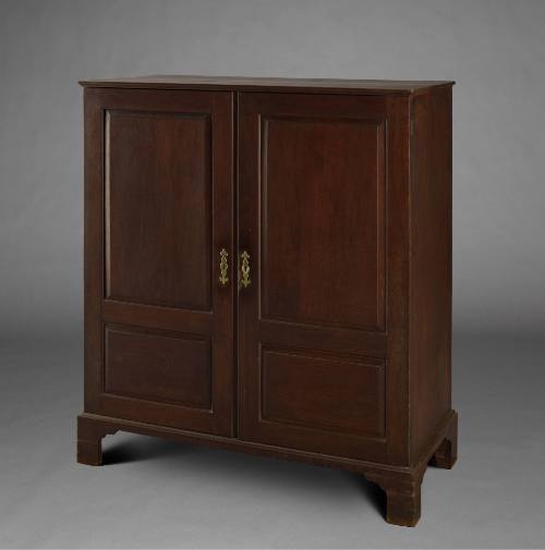 1950-350, Clothespress