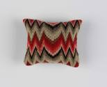 1952-326, Pincushion