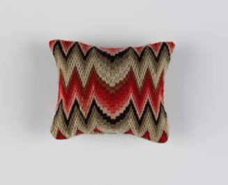 1952-326, Pincushion
