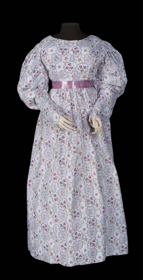 2020-32, Dress