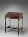 1934-22, Desk