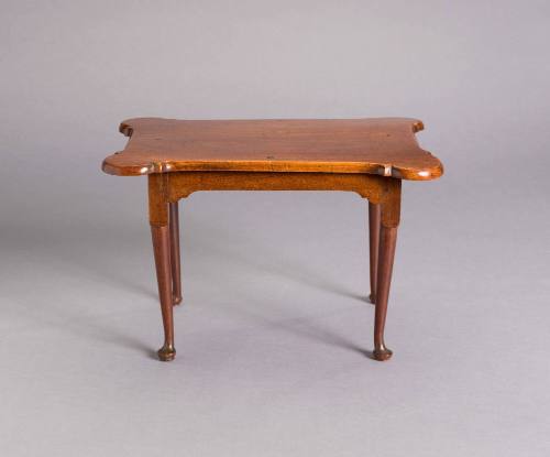 1990-277, Tea Table