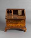 1991-41, Desk