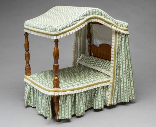 1991-36, Bedstead
