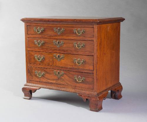 2020-164, Chest of Drawers