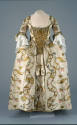 1968-646, Gown