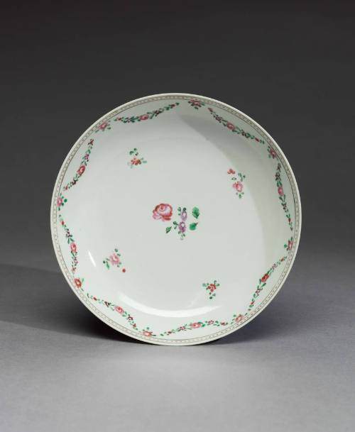 2001-43,1, Dish