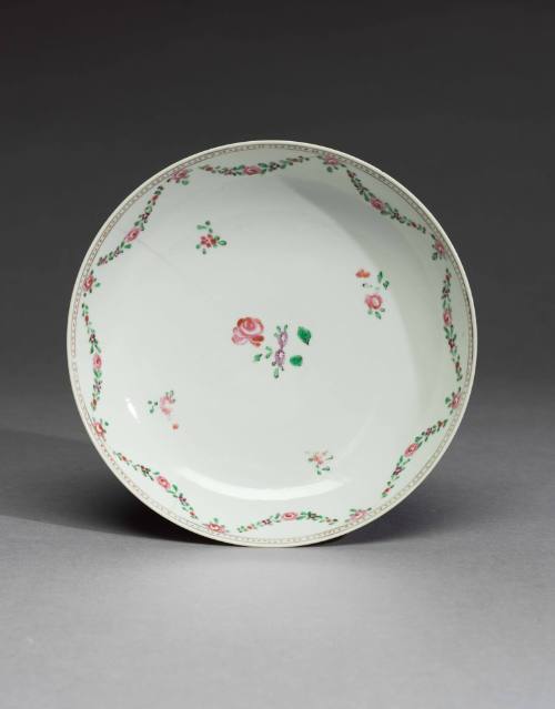 2001-43,2, Dish