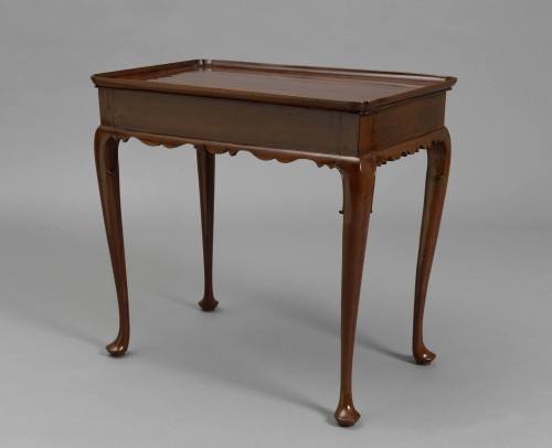1991-83, Tea Table