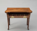 1967-105, Card Table