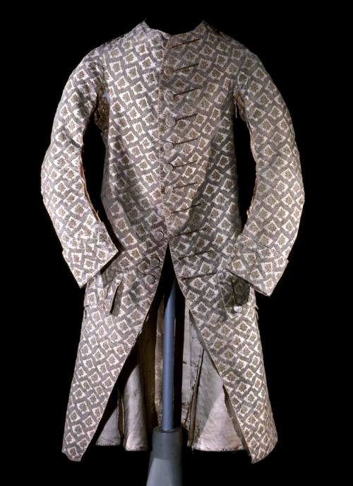 1981-180, Coat