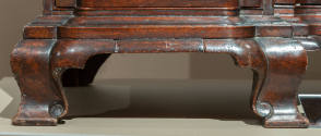1991-61, Bureau Table