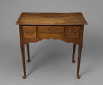 1936-115, Dressing Table