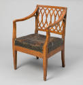 1994-107, Armchair