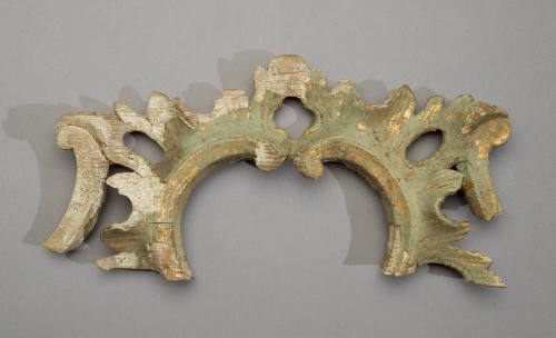 2021-248, Looking Glass Frame Fragment