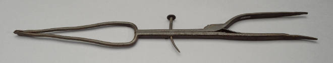 2020-319, Tongs