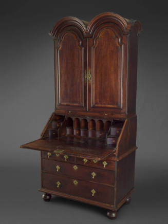 1936-97, Desk