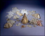 TC2005-223_R.2005-1910_2005-102,1, Wooden Doll with Wardrobe